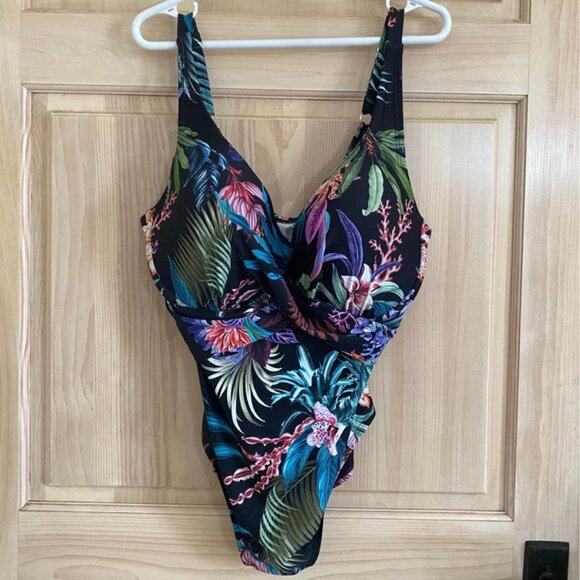 Women’s Terra & Sky floral colorful swimsuit. Size 2X (20W-22W) Like new. - Picture 1 of 9